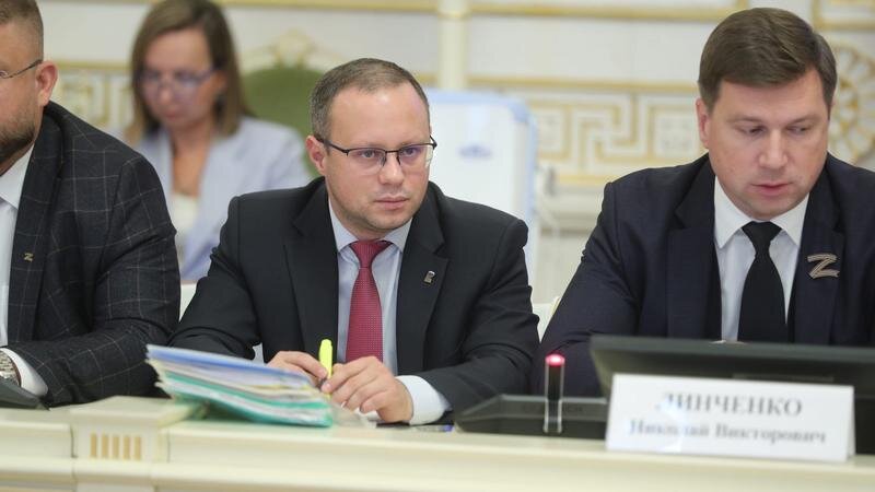    Денис Четырбок/ Фото: пресс-служба Законодательного Собрания Санкт-Петербурга