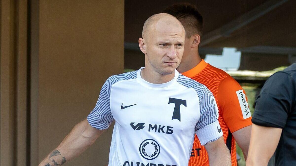    Защитник "Торпедо" Артем Самсонов© пресс-служба ФК "Торпедо"