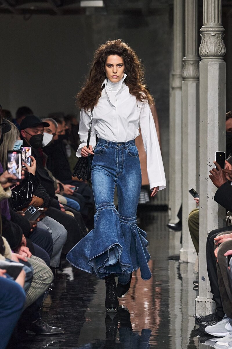    Alaïa осень-зима 2022/23LEGION-MEDIA