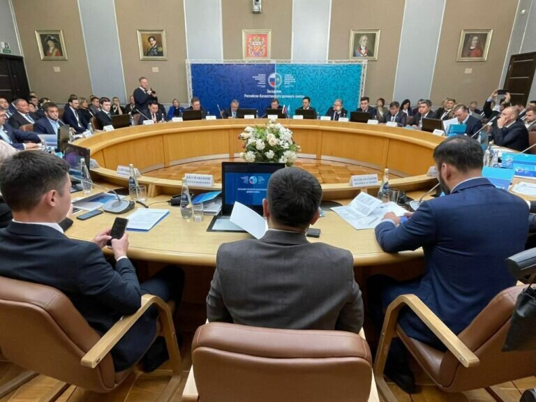    В Оренбурге в рамках Форума проходит Российско-Казахстанский деловой совет Белов Михаил Александрович