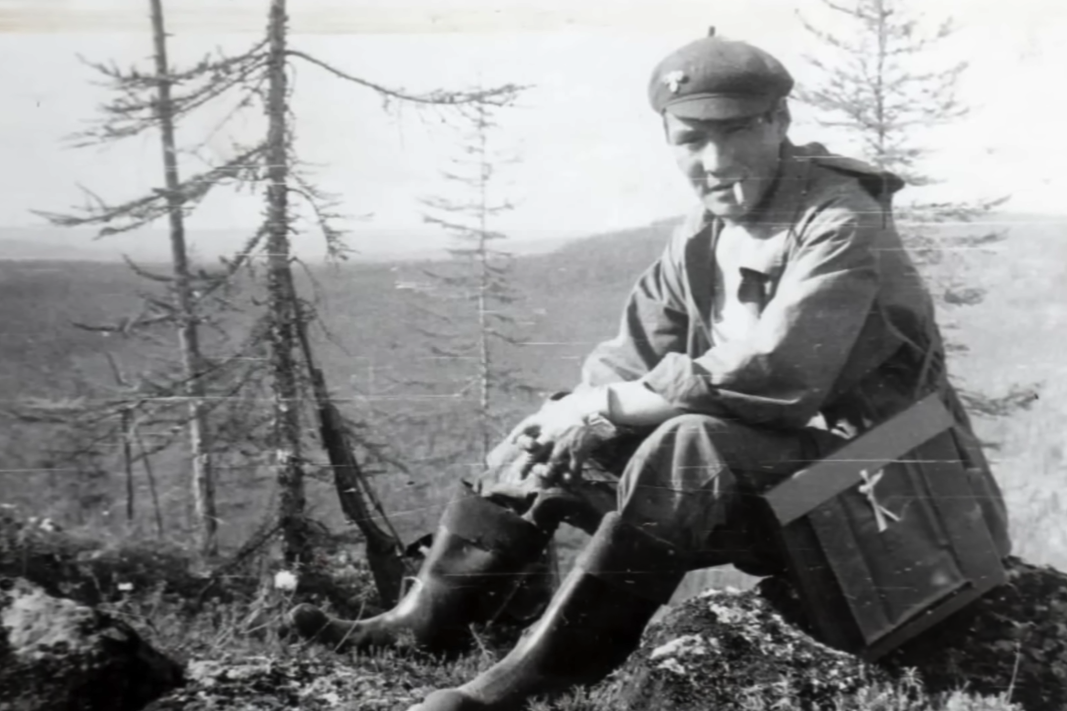 Алексеев Эрик Александрович - начальник отряда 
