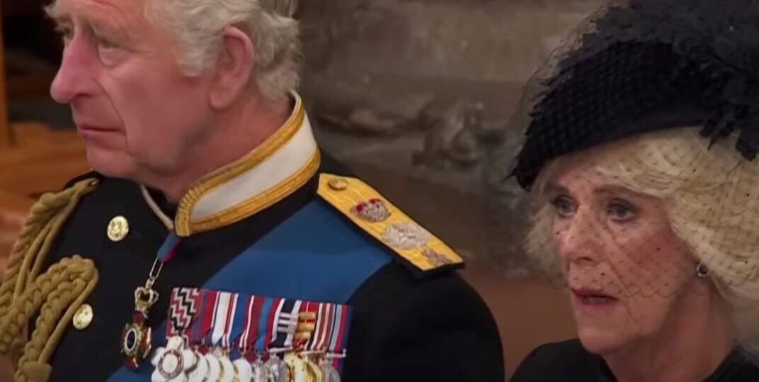 Фото: кадр трансляции похорон  королевы