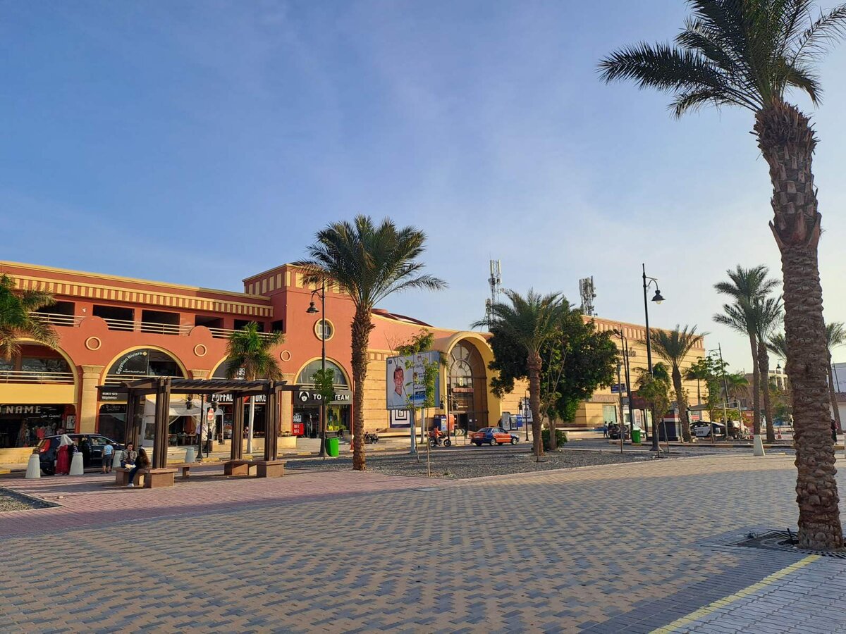 Хургада, Эспланда. Моё фото для канала на Дзен "Египет, он такой Египет".