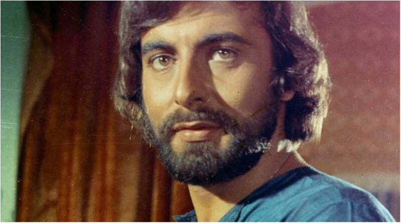 Кабир Беди родился 16 января 1946 года в Лахоре (ныне Пакистан). https://clck.ru/TPBe4