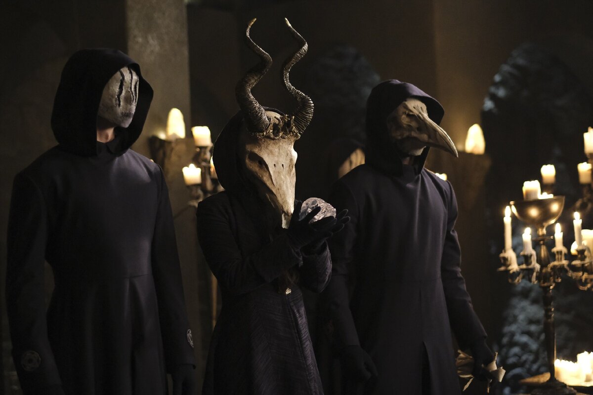 Кадр из сериала "Тайный орден"