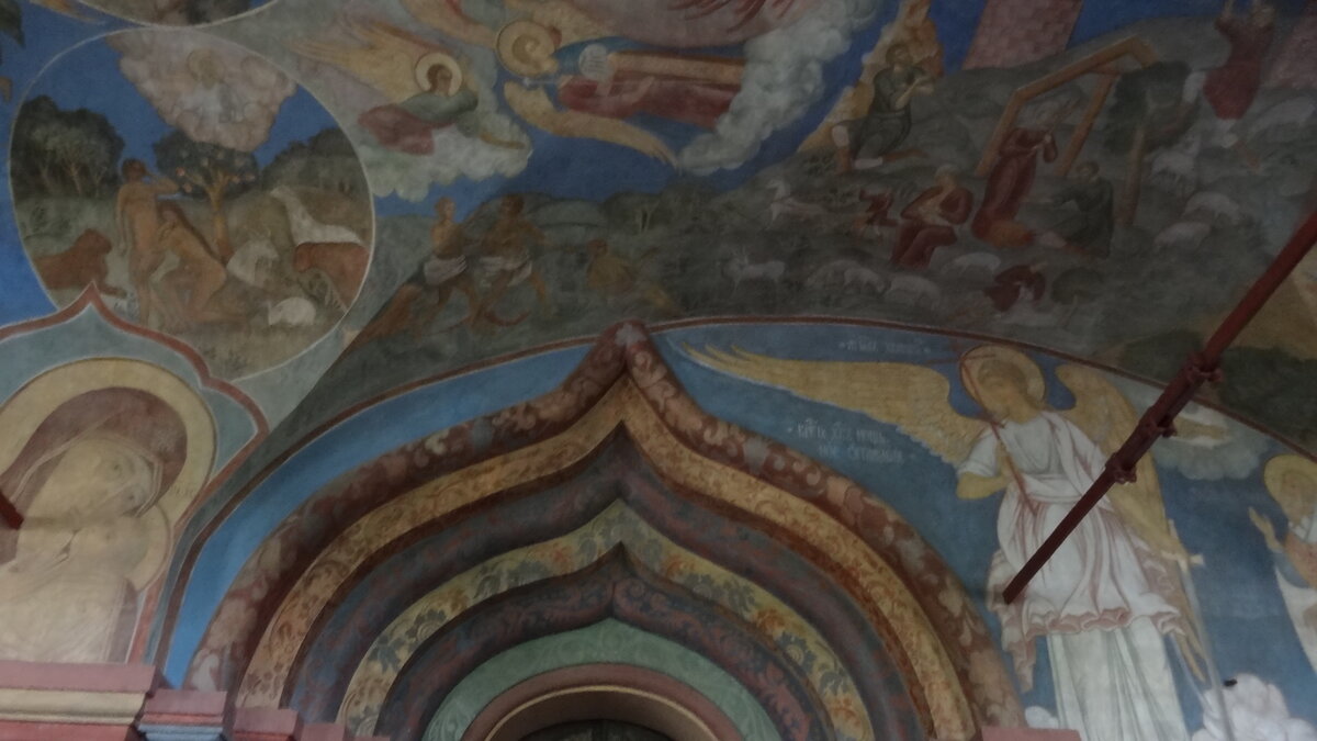 Фрагмент росписи Троицкого собора