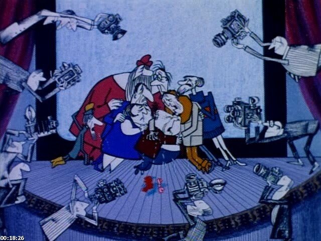 Фото из открытого источника. С длинным носом и в очках похож на меня. 