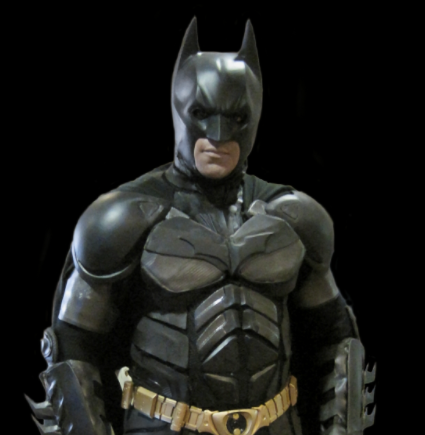 Фигурка Бэтмена из игры Batman: Arkham Origins