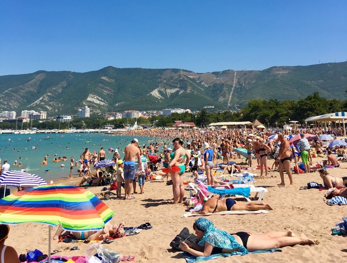 Геленджик, центральный пляж.