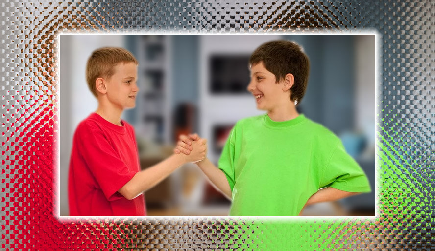 Друзья детства. Фото из открытых источников. Обработка автора