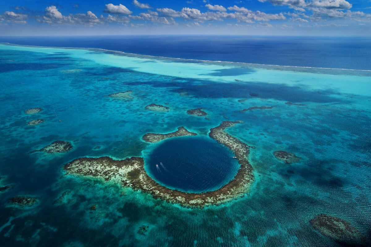 Фотографии САМОЕ БОЛЬШОЕ ПО ПЛОЩАДИ ГЛУБОКОЕ МОРЕ