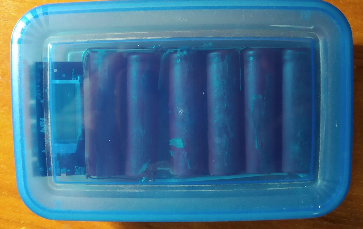 Power Bank из старых аккумуляторов от ноутбука