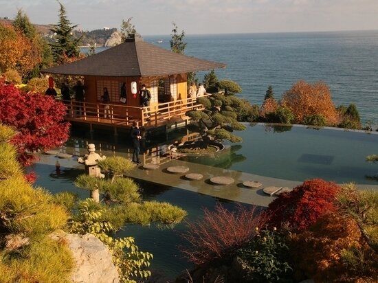 Фото Японского сада в парке Айвазовского https://forpostsevastopol.ru/