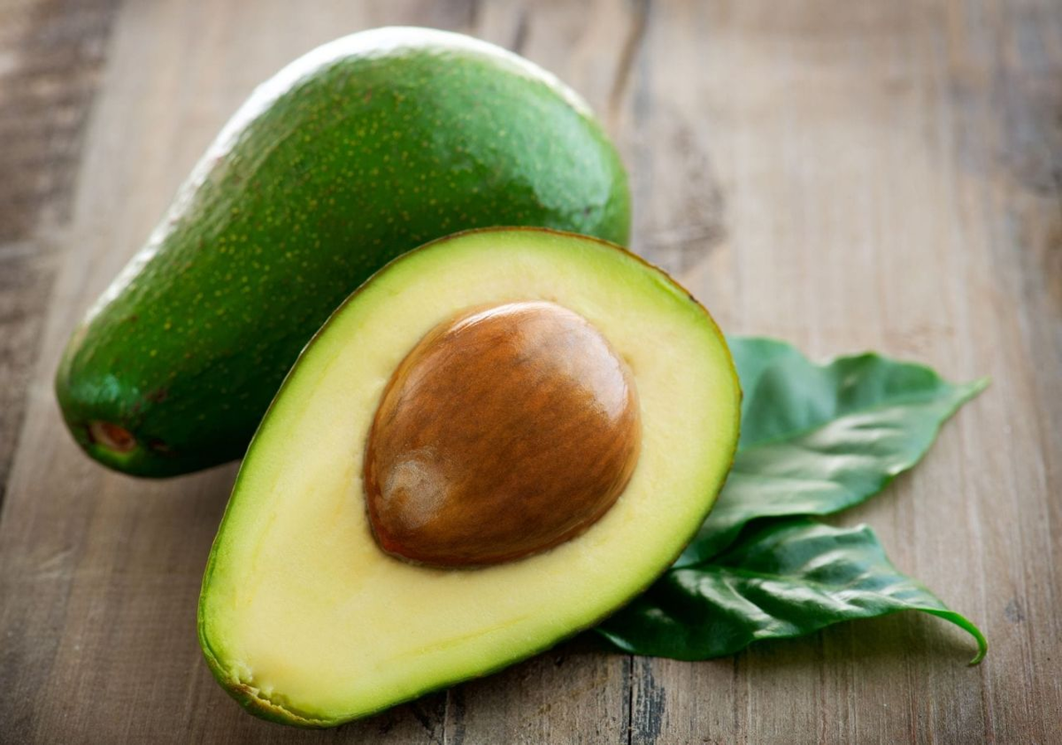 Оно способствует увеличению концентрации в крови липопротеинов высокой плотности, того самого «хорошего» холестерина, который спасает нас от образования тромбов и закупорки сосудов. 