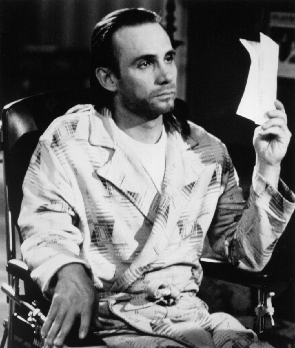 Кадр из фильма  «Ножницы» (1991)