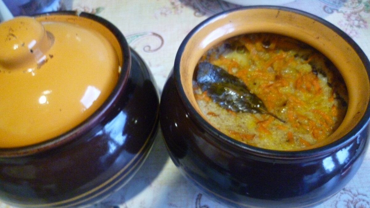 Каша пшеничка со свининой