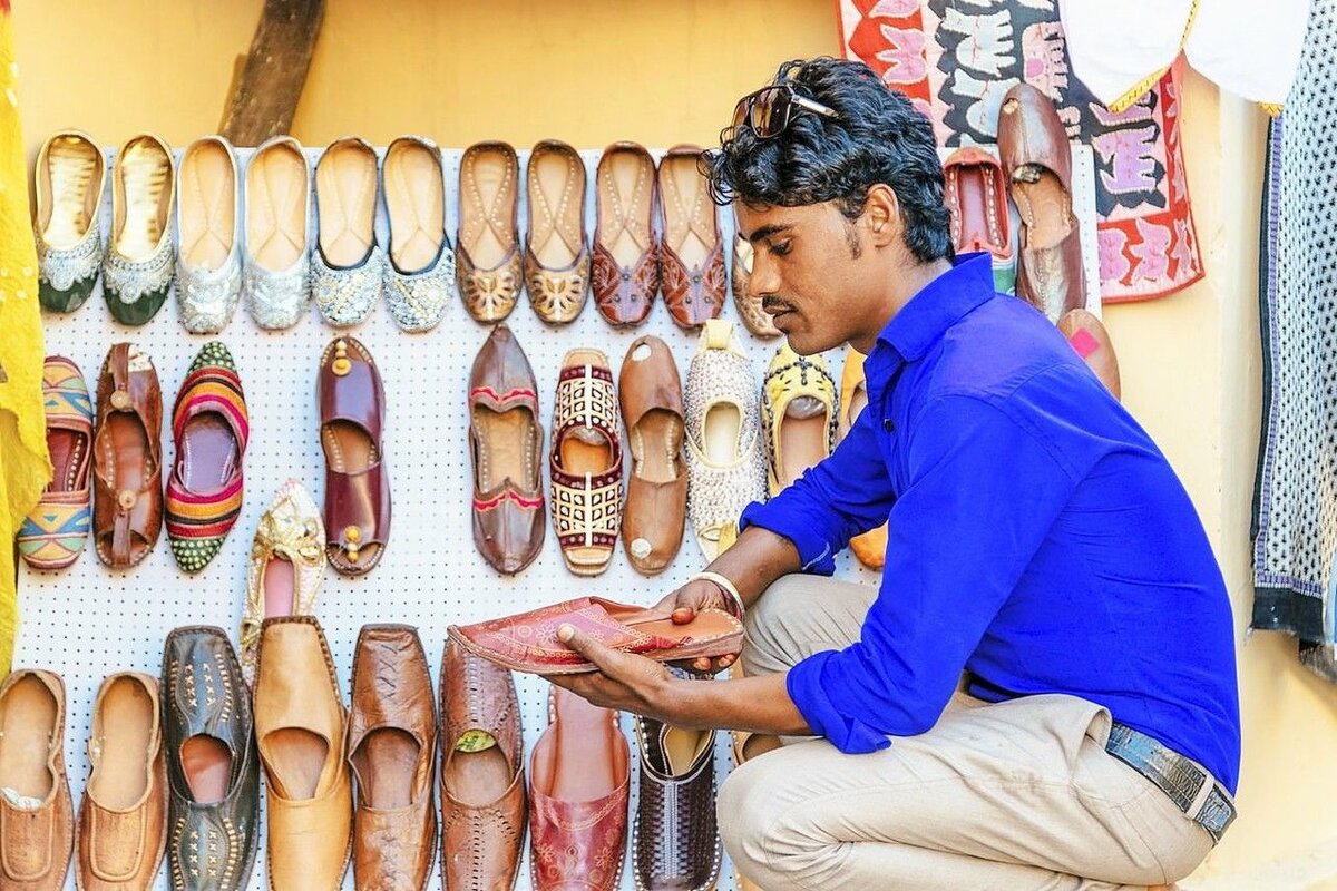 Топ-10 самых популярных индийских брендов обуви | Хинди | Дзен