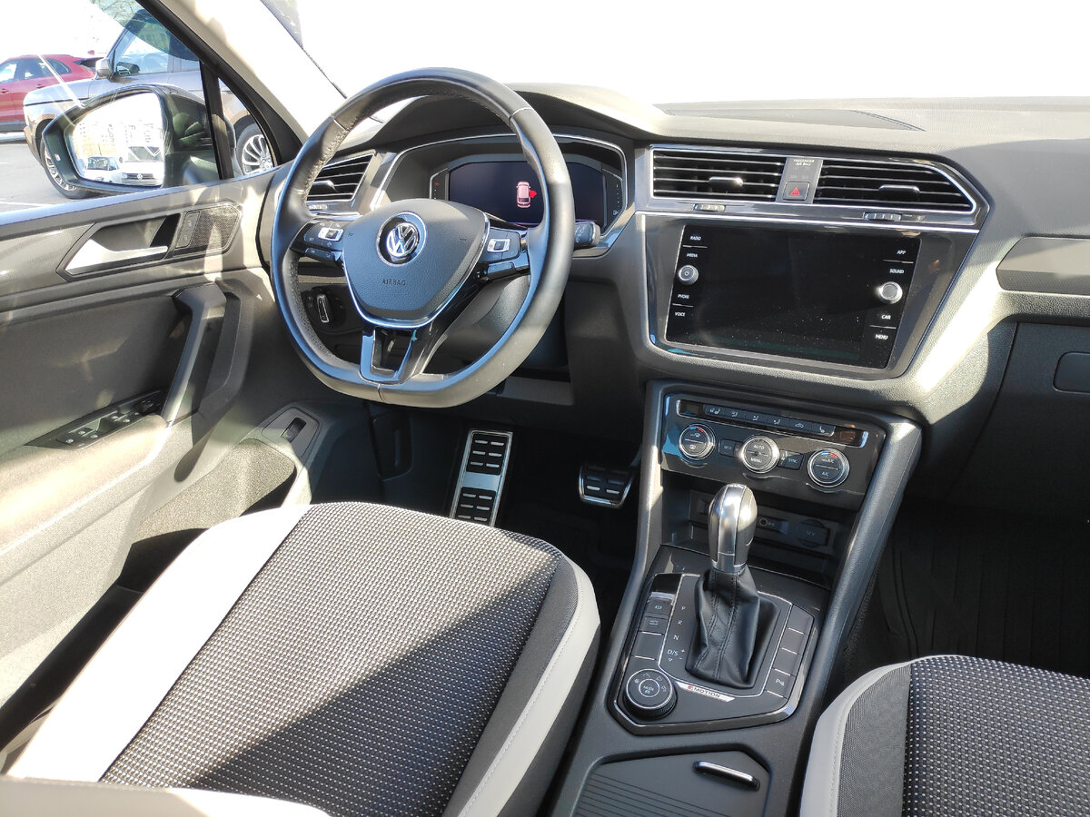 Салон Volkswagen Tiguan