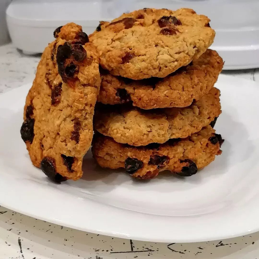 Овсяное печенье с орехами, курагой и изюмом | Овкусе.ру - Ежедневная  готовка в радость! Пошаговые рецепты с фото | Дзен