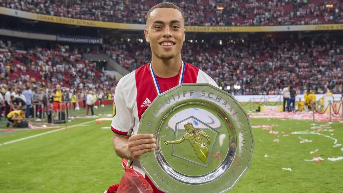 «Рома» нацелилась на подписание защитника «Барселоны»