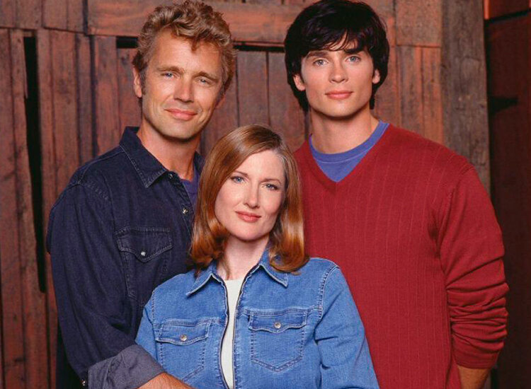 © DC Entertainment / Millar Gough Ink / Warner Bros. / Smallville