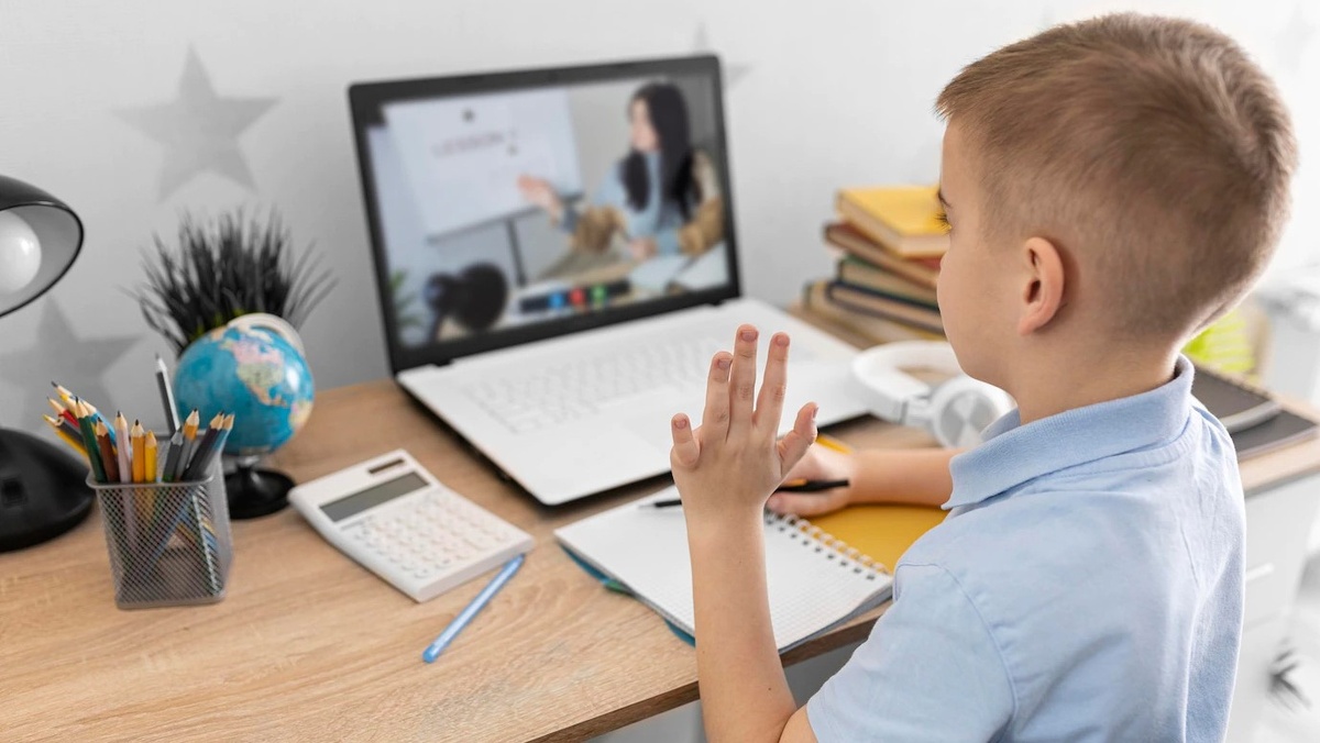    На дистант переходят школьники 6 населённых пунктов Югры