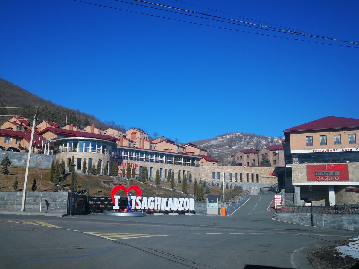 Казино, например