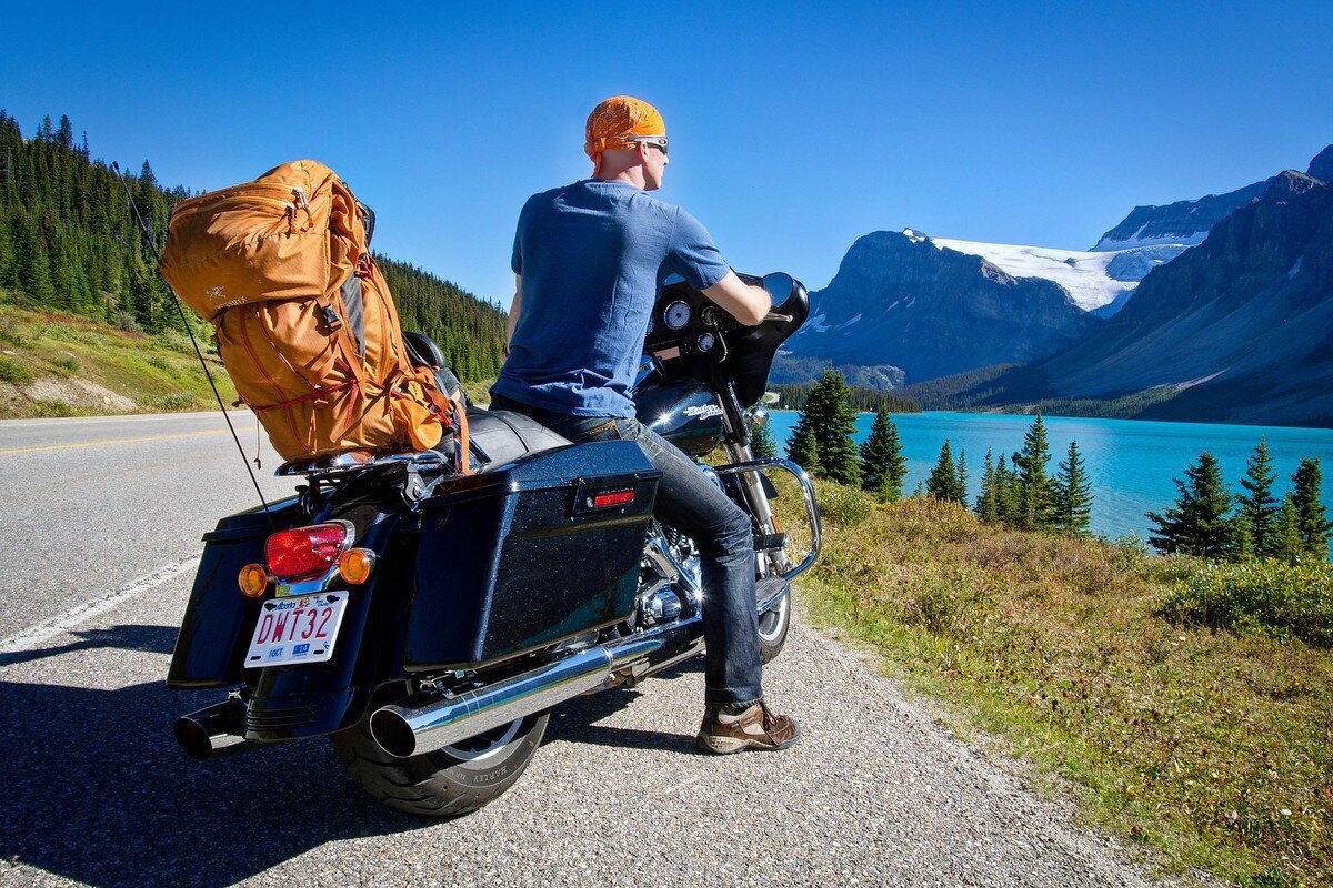 Auto adventure. Мотоцикл Харлей Дэвидсон турист. Харли Девидсон путешествие. Харлей Дэвидсон мотоцикл путешествие. Харли Дэвидсон для путешествий.