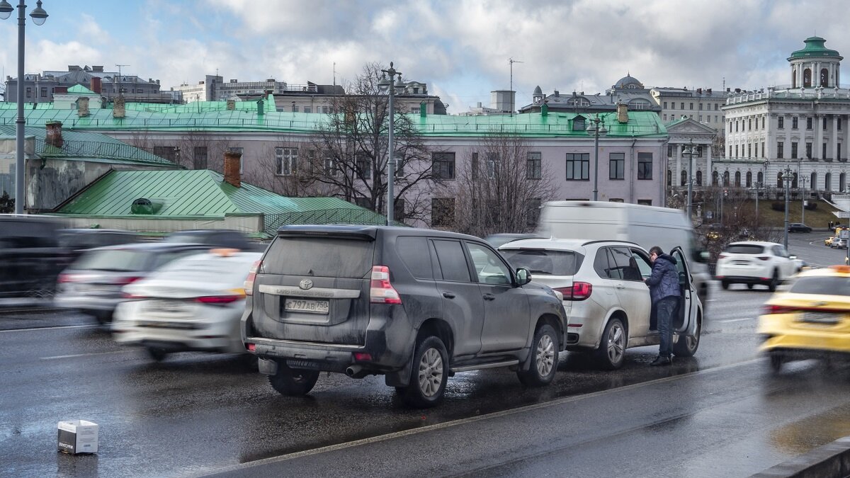    Что если оставить место ДТП
