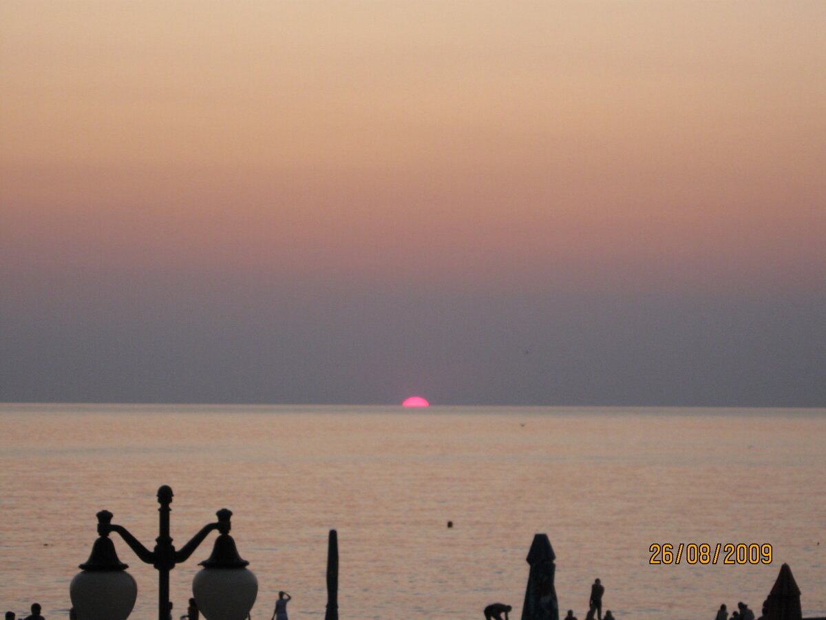 Шикарные закаты Черного моря.