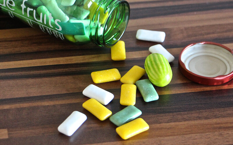 Пары пачек жевательной резинки или конфет с подсластителем может быть достаточно, чтобы поставить собаку на грань между жизнью и смертью. Фото Tabeajaichhalt/Pixabay