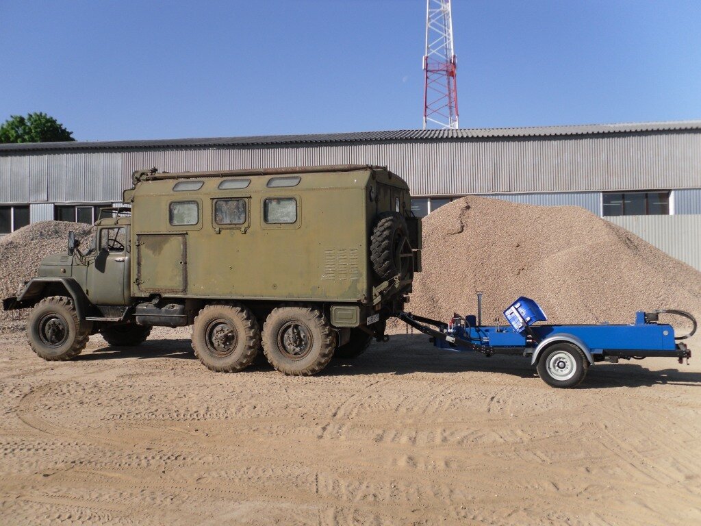 Бурильная установка УНБ-8  с прицепом