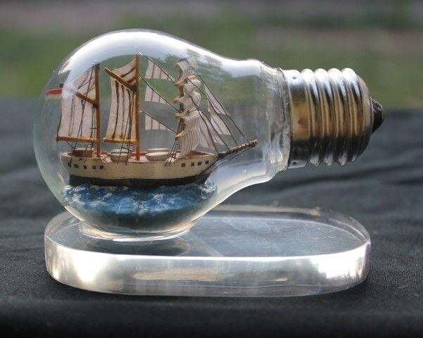 Как сделать удивительный подарок – кораблик в лампочке.