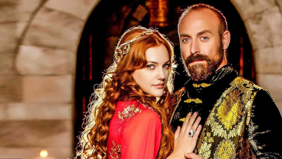 Мерьем Узерли и Халит Эргенч                                               Источник: Яндекс картинки