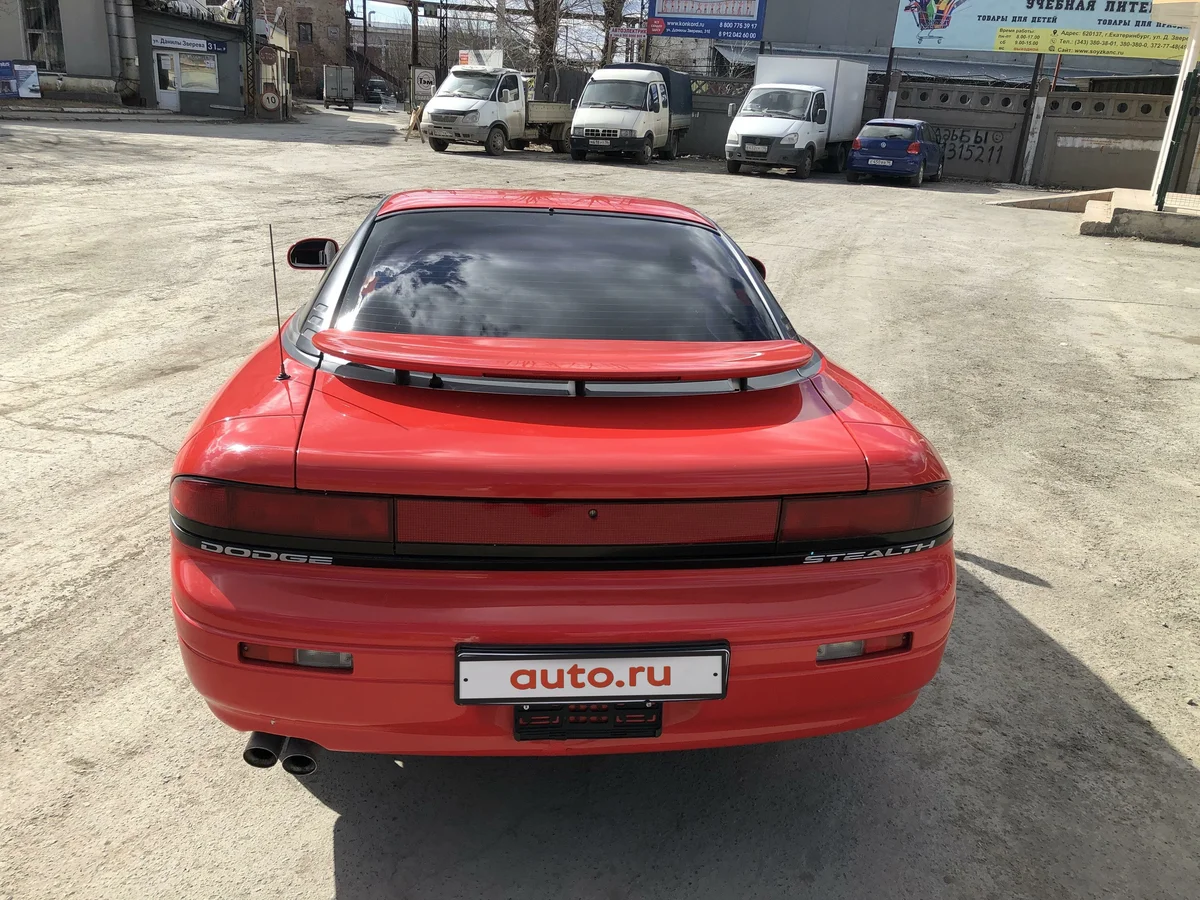 Додж стелс 1992