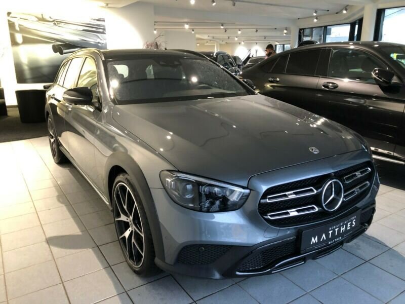 Mercedes-Benz E-klasse All-Terrain. Источник иллюстрации - Яндекс.Картинки