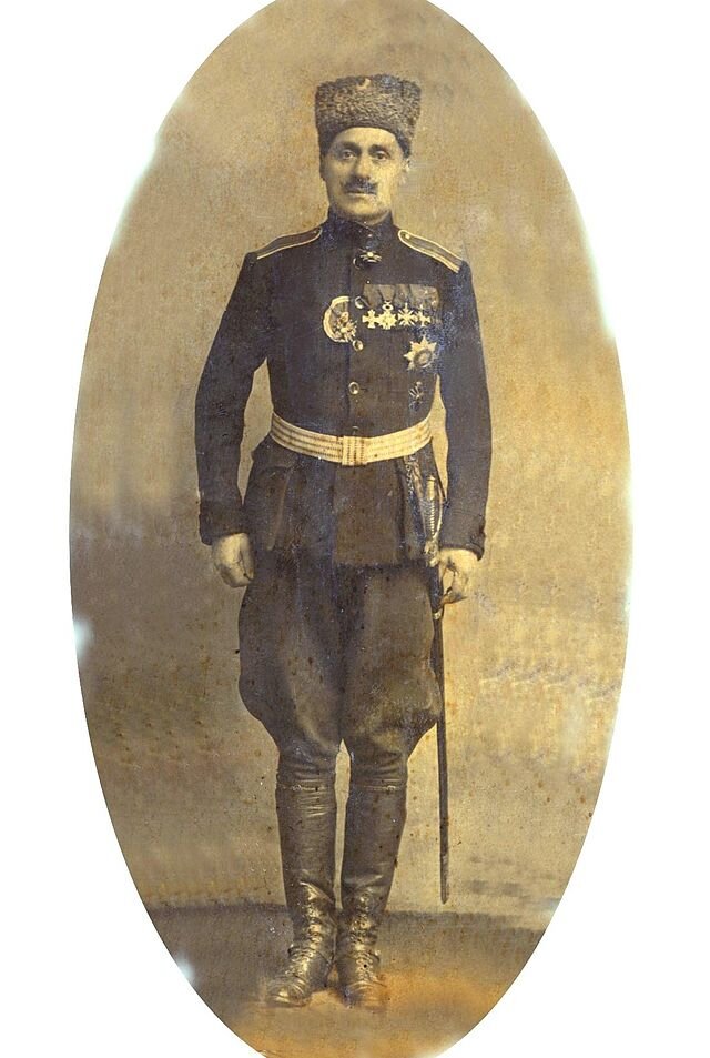 Георгий Семенович Готуа. Источник фото: https://ru.m.wikipedia.org/wiki/Георгий_Семёнович_Готуа