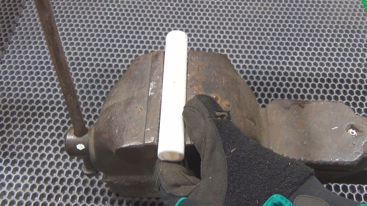 Товарищ выбросил обрезки ПВХ труб, а я изготовил из них самодельные ...