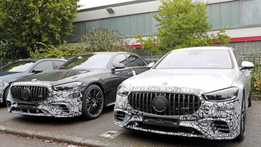 Новые 223-е на парковке