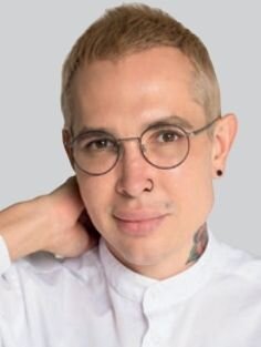 Мезенцев Юрий Александрович аспирант НИУ БелГУ, врач-дерматовенеролог, косметолог, Школа нитевого лифтингa Mezentsev School, Москва