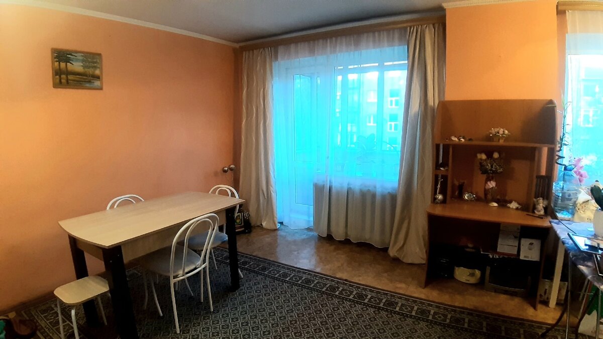 Квартиру продали с первого показа за наличку. Нашла покупателя, который согласился ждать, когда Светлана найдёт альтернативный вариант - встречку