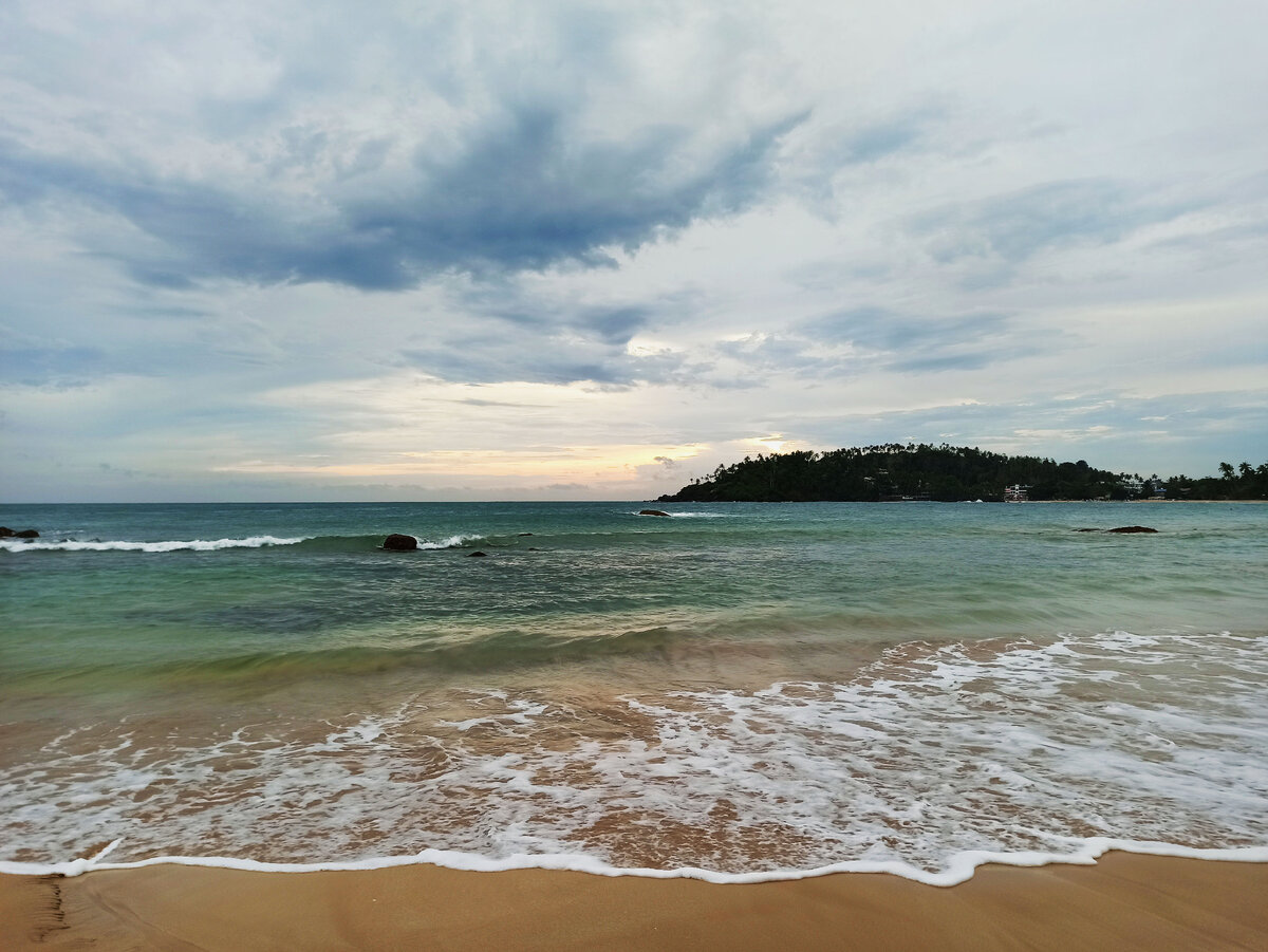 Пляж Мирисса