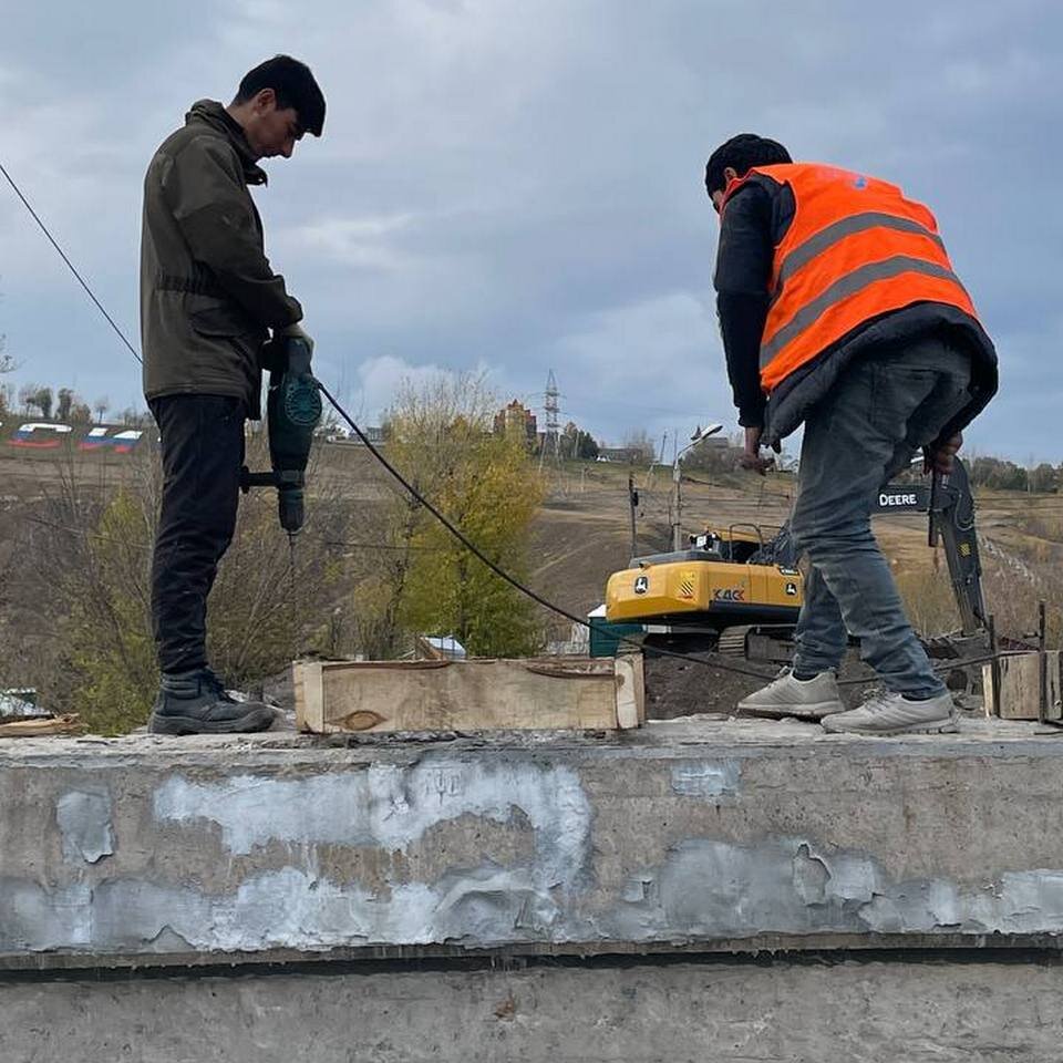     Ремонт моста через р. Кача на ул. Перенсона в Красноярске