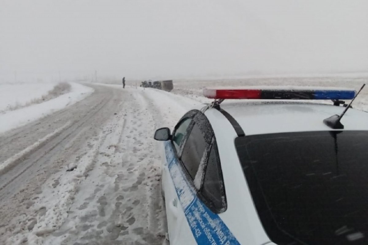    Пассажиры перевернувшегося под Тюменью автобуса получили травмы конечностей