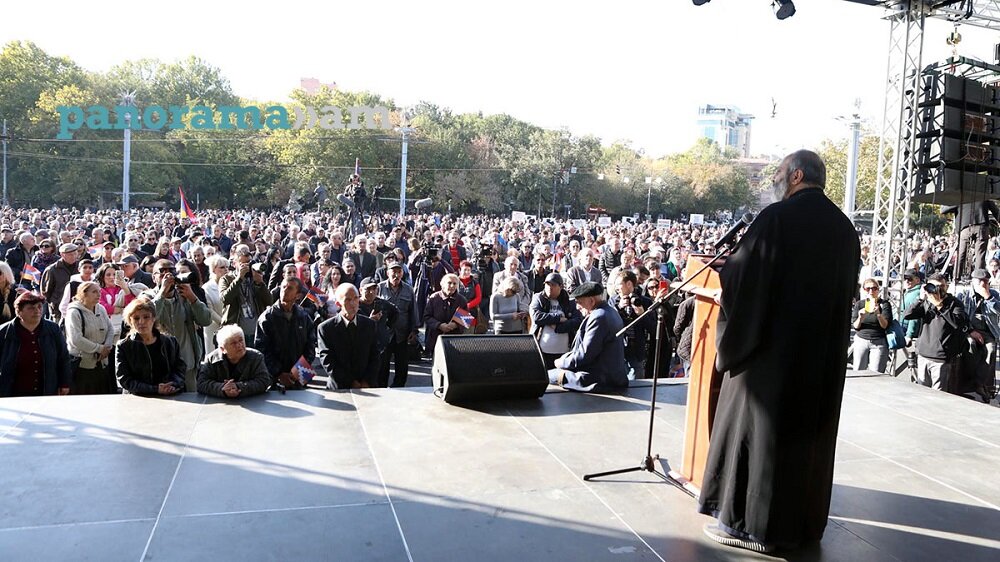 ЗАЯВЛЕНИЕ участников митинга в Ереване: Нагорный Карабах (Арцах) не может быть в составе Азербайджана. Фоторяд