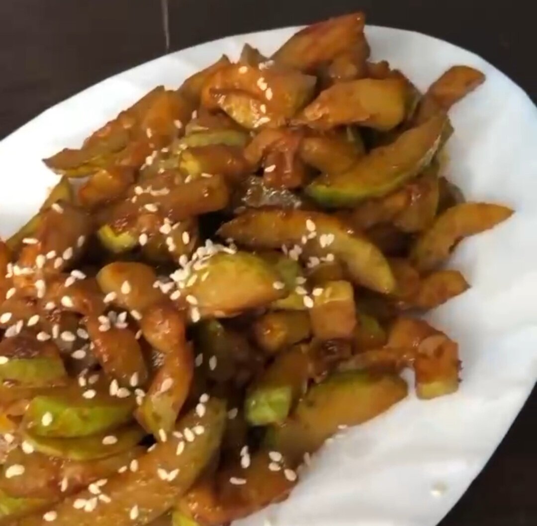 Быстрая закуска из кабачков к мясу и рису.