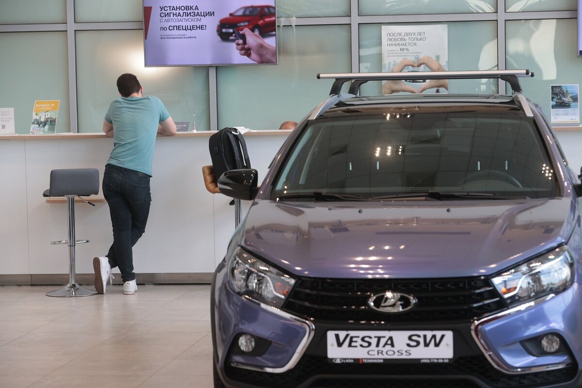 Стимулирование продаж автомобилей позволить избежать роста цен.  Фото: Artem Sobolev / news.ru / globallookpress.com
