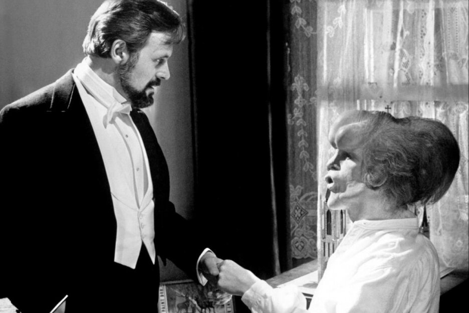    Кадр из фильма «Человек-слон» (1980)АРХИВЫ ПРЕСС-СЛУЖБ