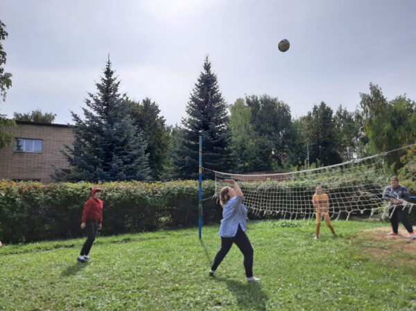    Волейбол на свежем воздухе