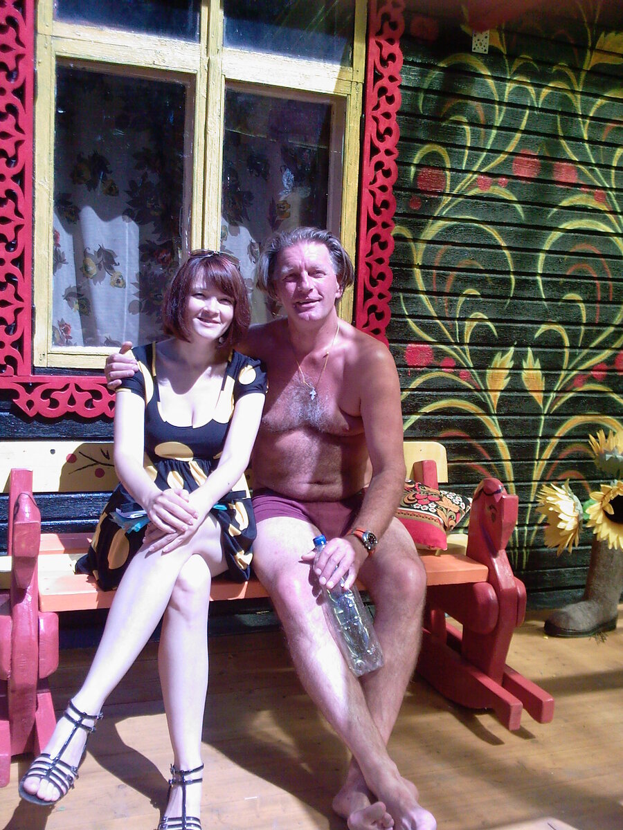 Единственное фото с ведущим Сергеем Колесниковым за все время. Некогда было фотографироваться. Этот проект я уже вела как автор через год